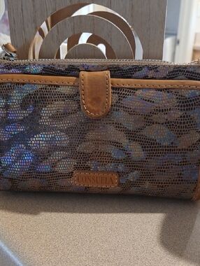 Consuela Iris Wallet